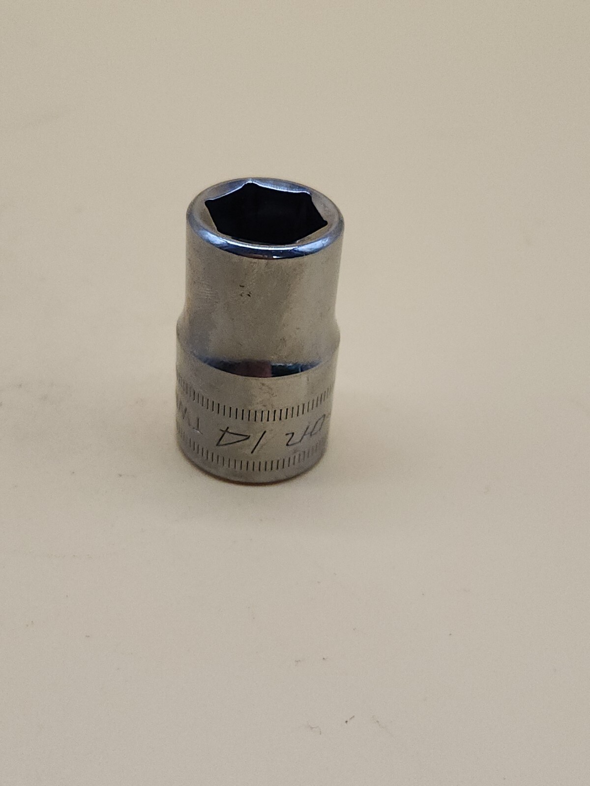 Snap-on Tools 1/2″ Drive 6-Point Metric 14mm Shallow Socket TWM14A