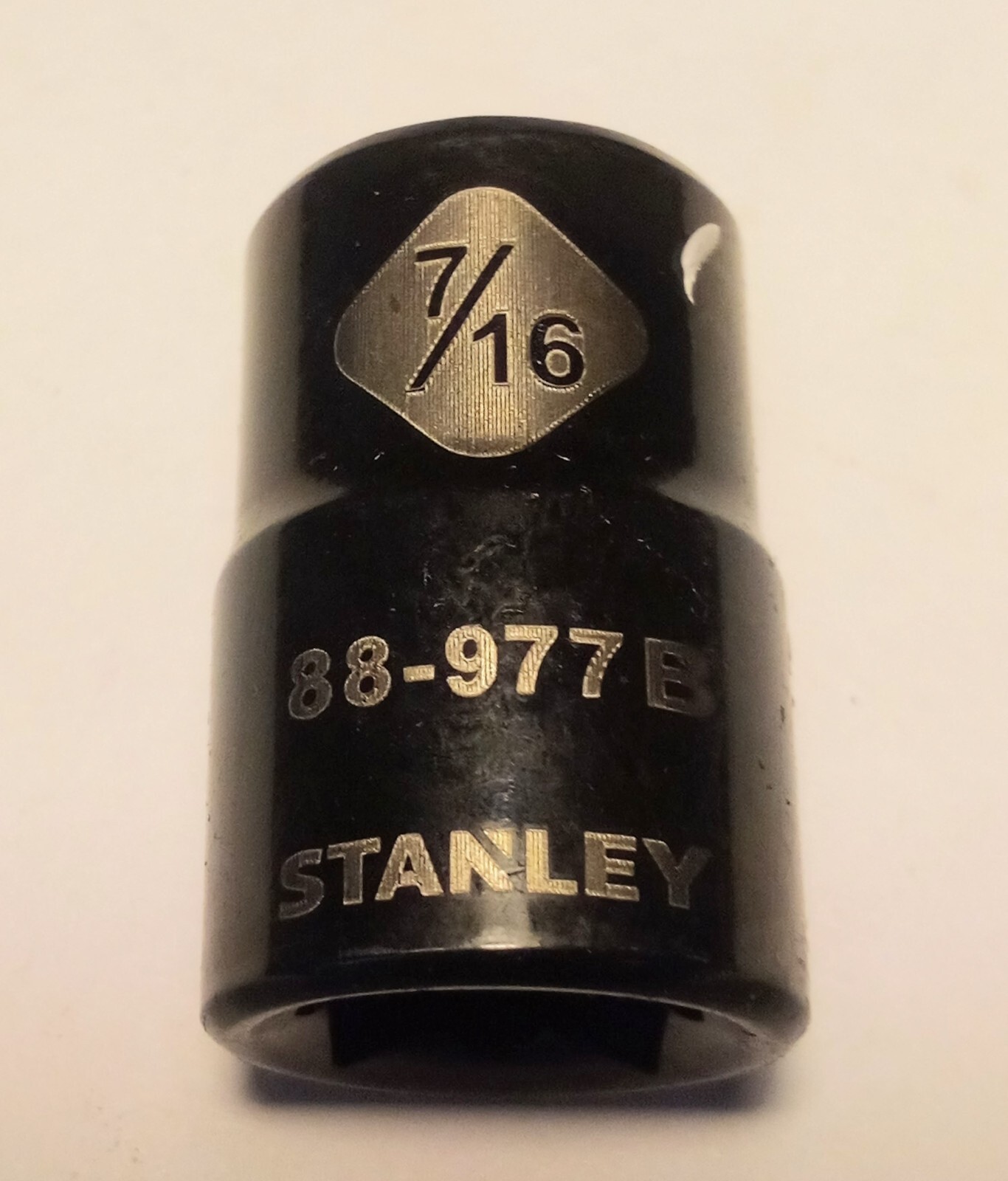 Stanley 7/16″ x 3/8″  Standard Socket 88-977B 6 Pt Black Chrome