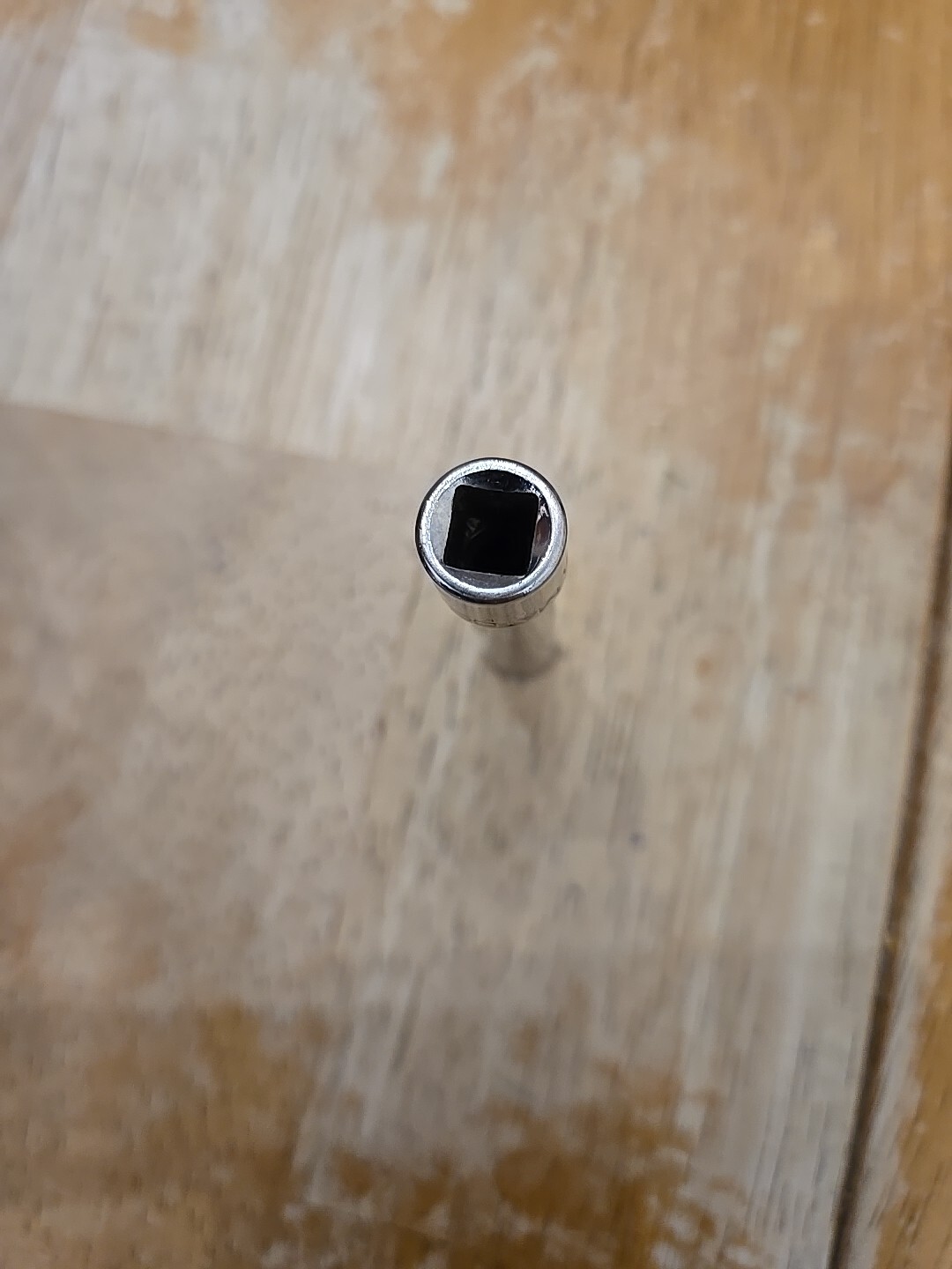 Matco Tools 1/4″ Drive 6MM 6PT Metric Deep Chrome Socket AD6M6