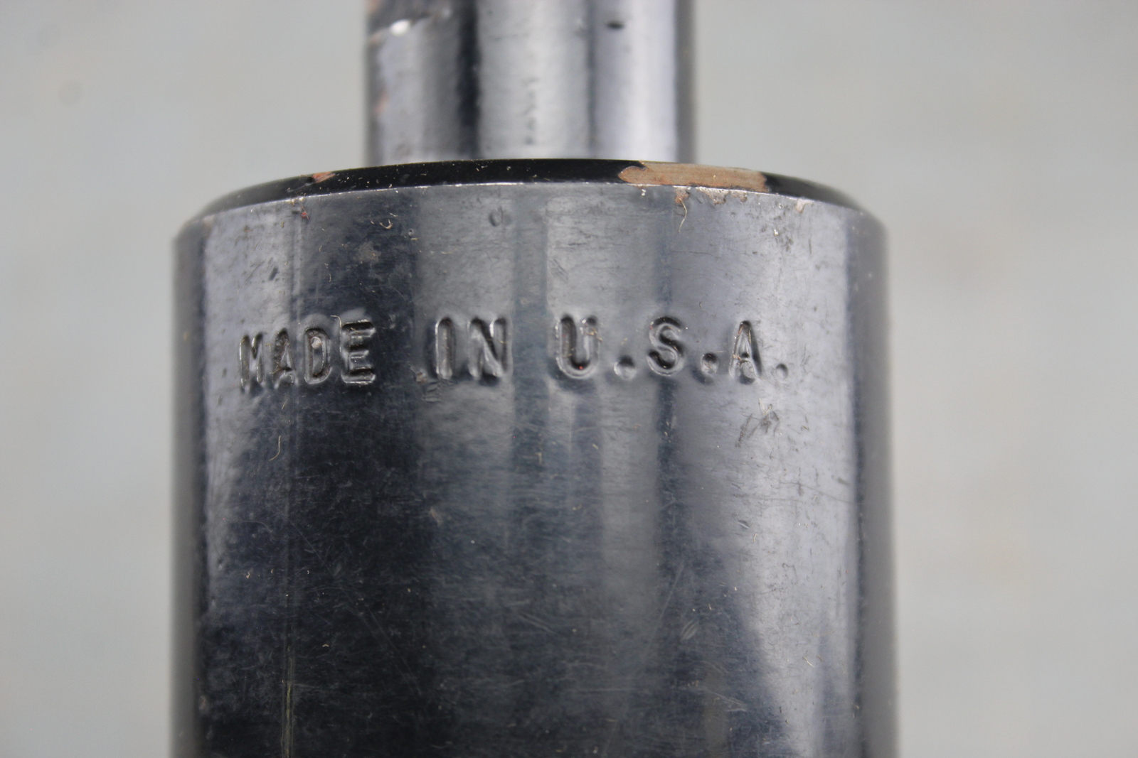 Matco Tools 22200 4WD 1-1/2″ / 1-5/8″ / 2″ Spindle Puller US same as Lisle