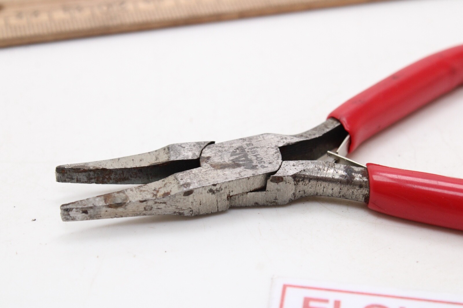 MAC Tools P301913 Spring Loaded Handle 4.5″ Needle Nose Pliers USA