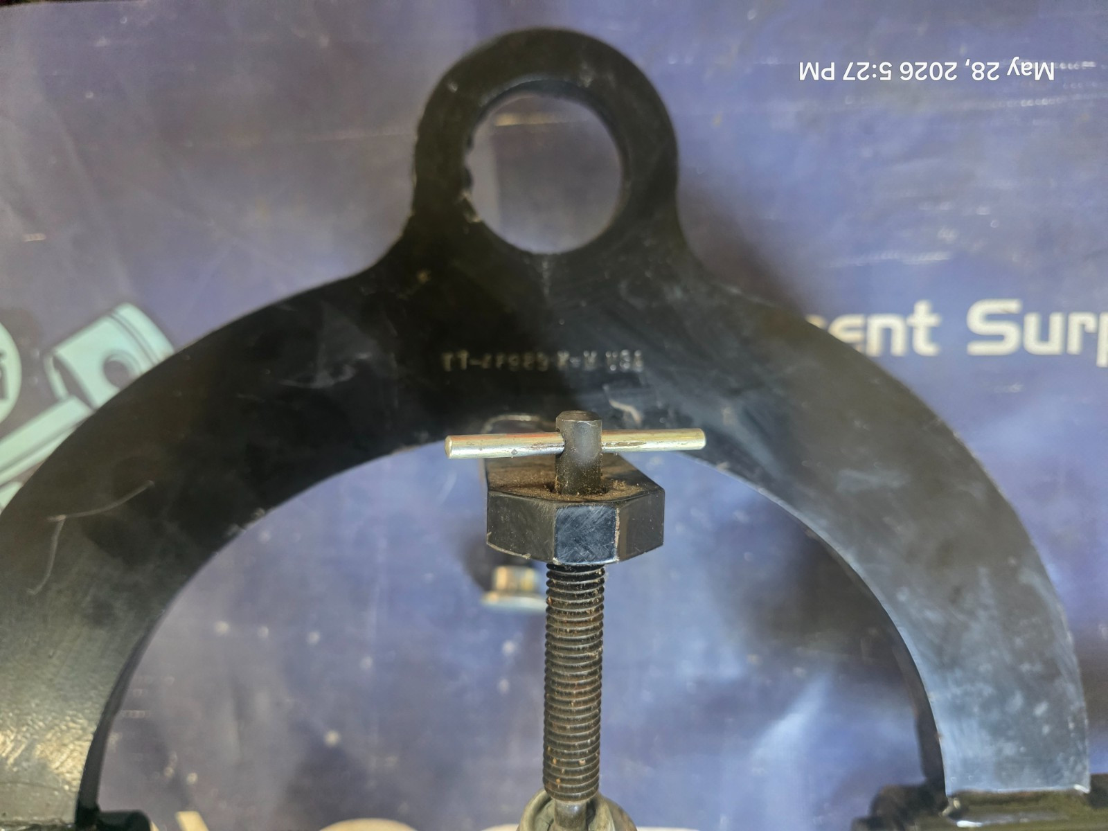 Kent Moore DT-48989 GM 6L50 Transmission Holder