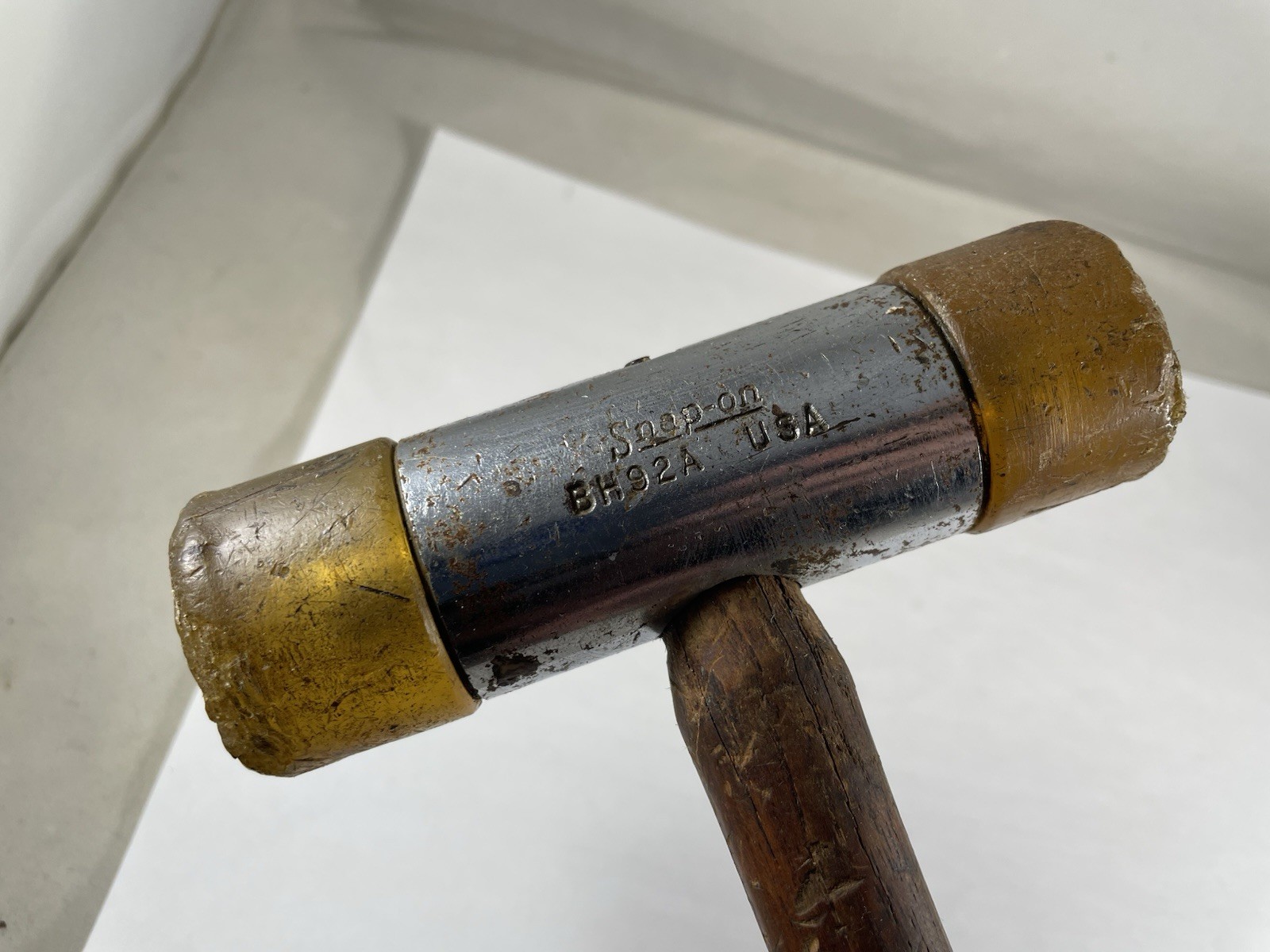 Snap-On Tools USA BH92A Plastic Tipped Non-Marring Hammer Mallet – Wood Handle
