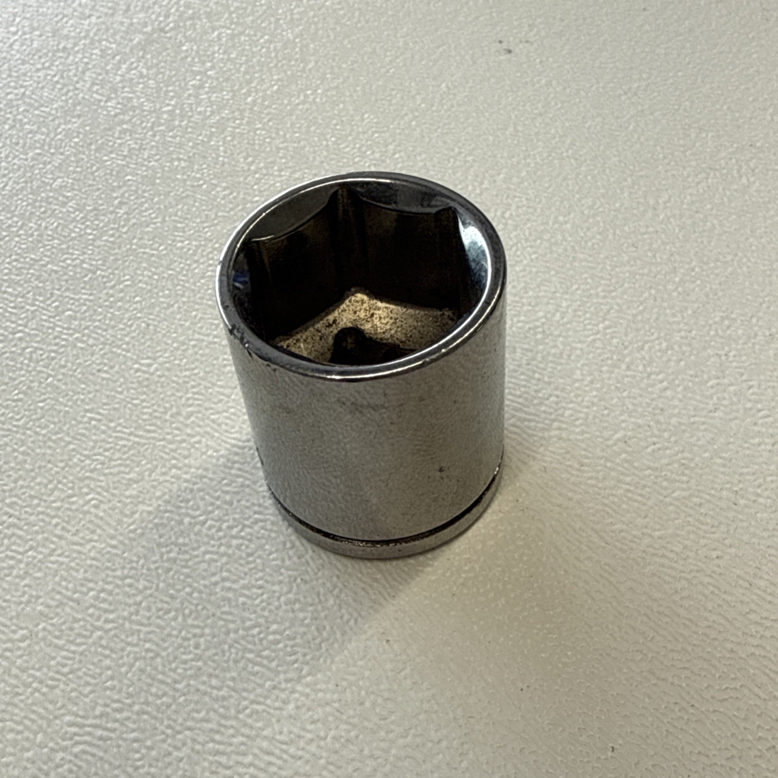 Blue-Point BLPS38 1116 by Snap on 11/16″ Sha1low Socket 3/8″ Drive 6-Point USA