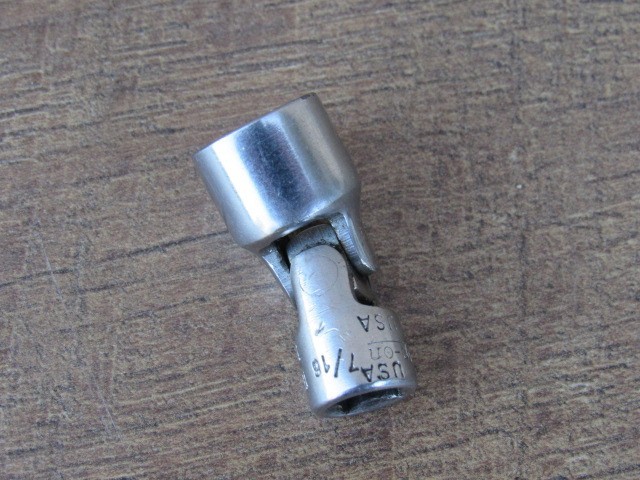 SNAP ON 7/16″ TMU141 1/4″ DRIVE 12 POINT SAE UNIVERSAL SWIVEL SOCKET UNDERLINE