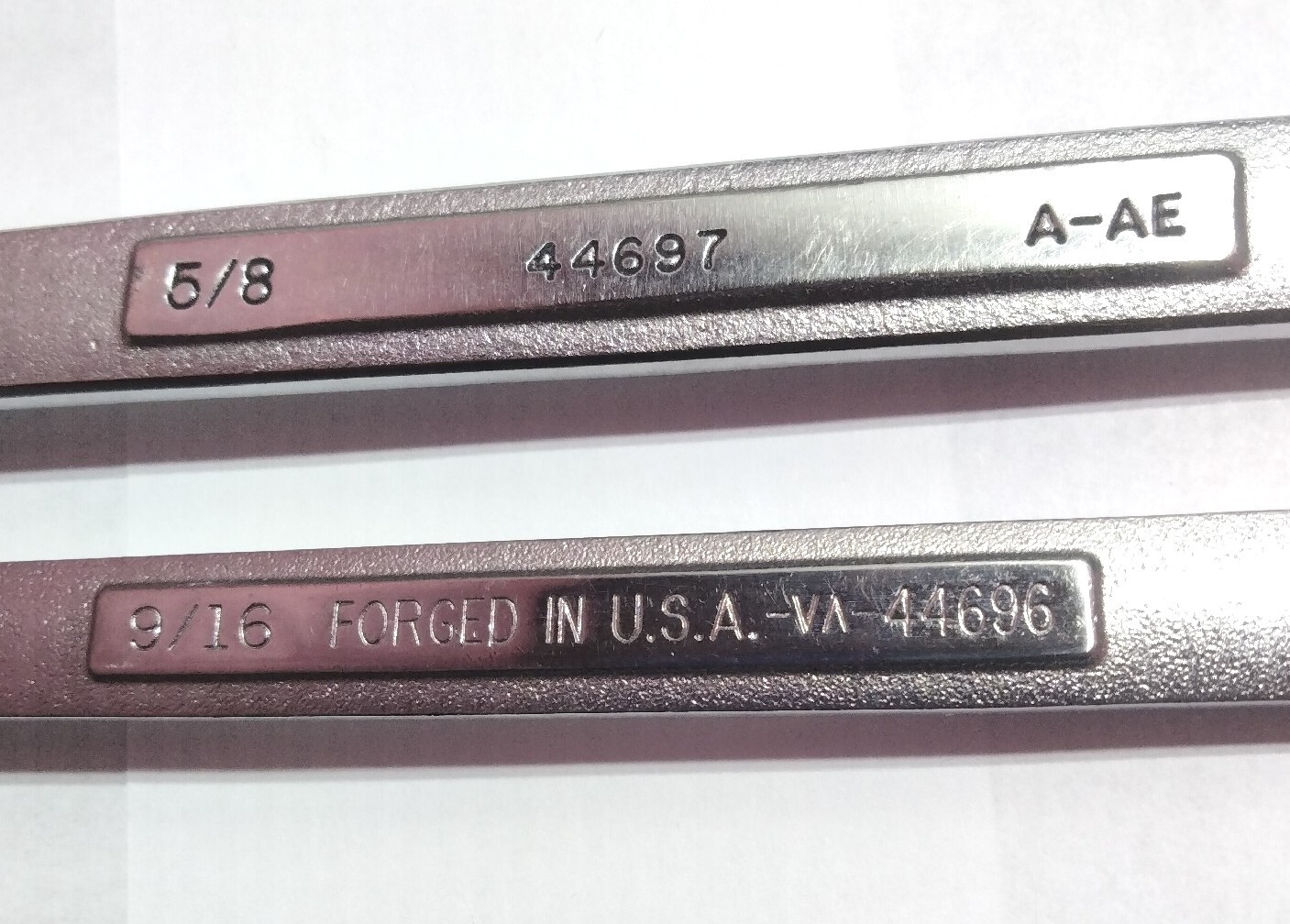 Craftsman 44696 -VA- 9/16″ & 44697 A-AE 5/8″ Both 12 Point Combination Wrenches