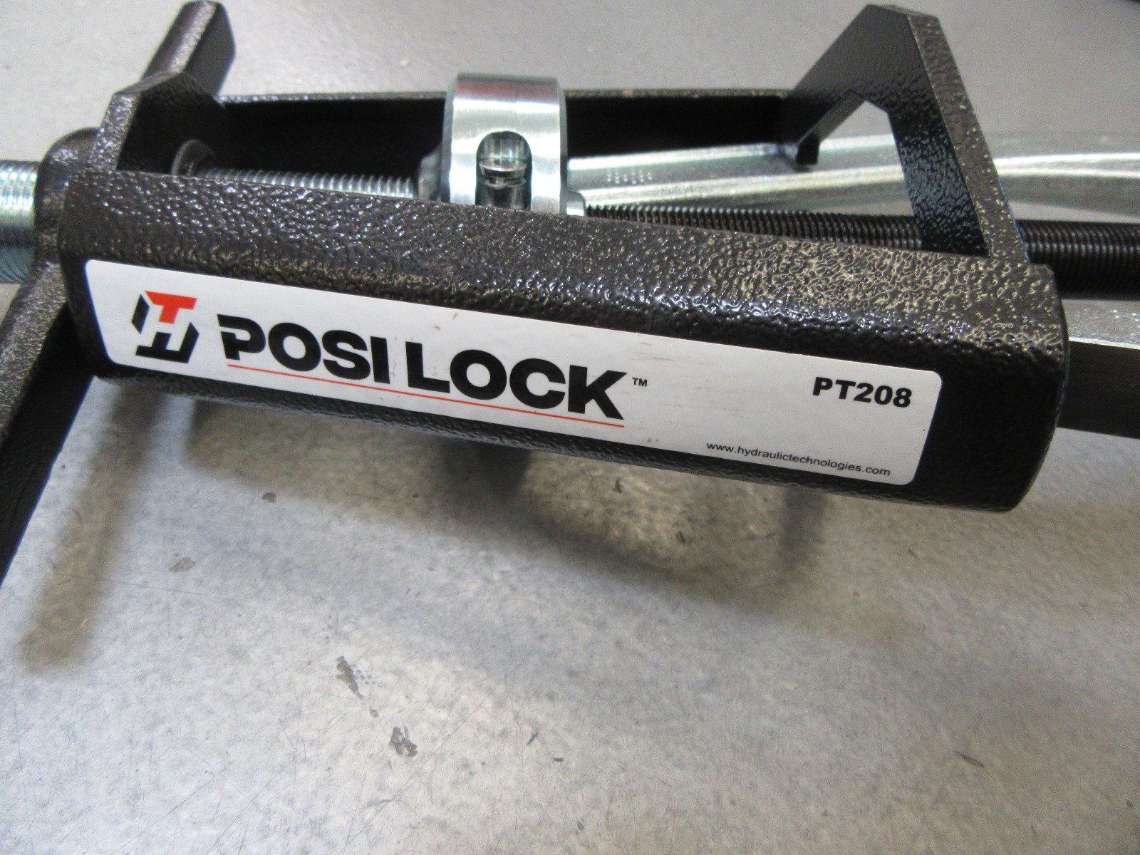 Power Team Posi Lock PT208 Gear and Bearing Puller – Bent Tips