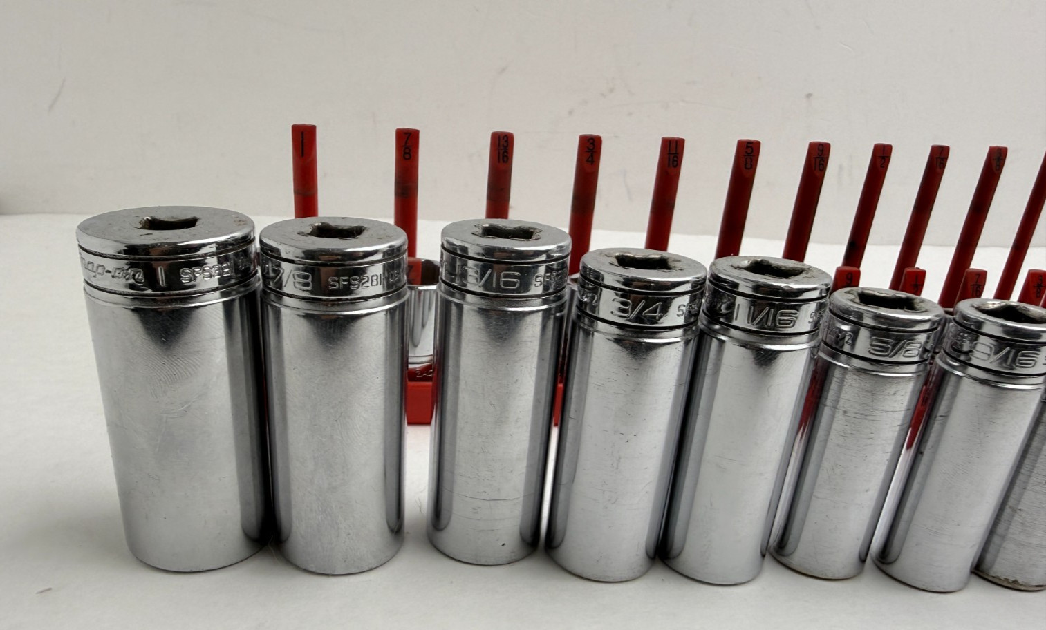 Snap-on Tools USA 24pc 3/8″ Drive SAE Chrome 6pt Shallow & Deep Socket Set
