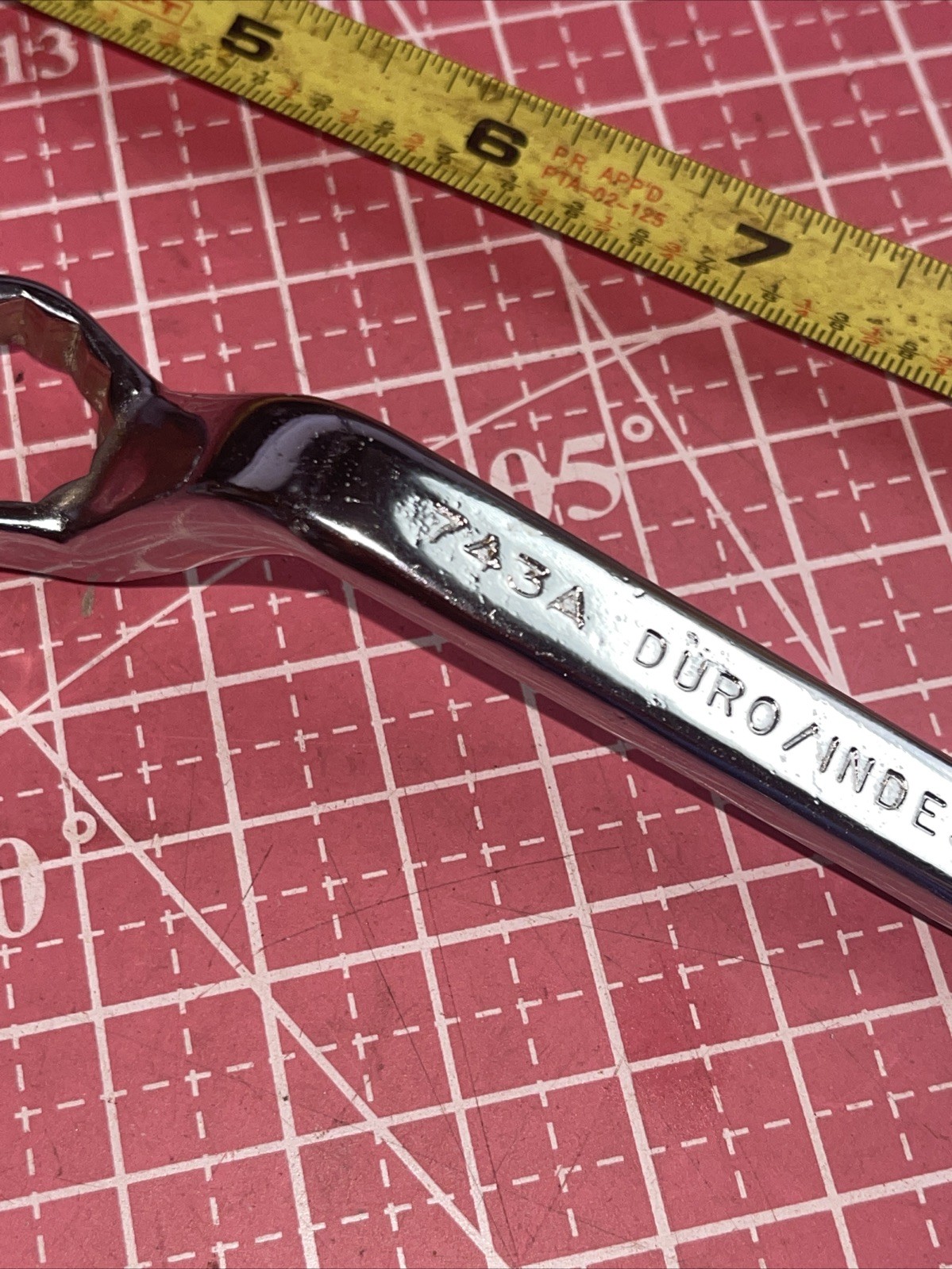 NOS Duro Indestro USA 743a 5/8 X 3/4 In SAE 12 Point Box End Wrench 5/8” Stubby