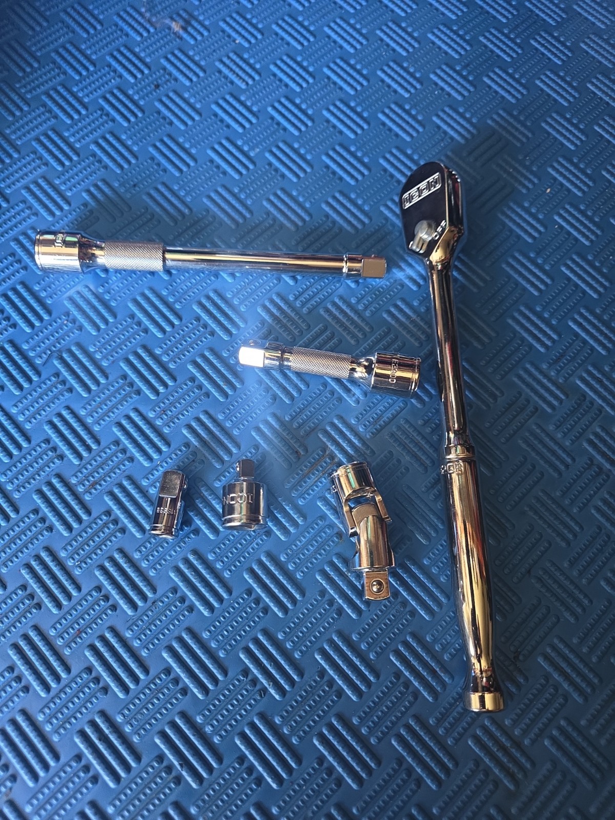 Icon Tools Professional *MINT* 3/8 drive Ratchet Service Kit