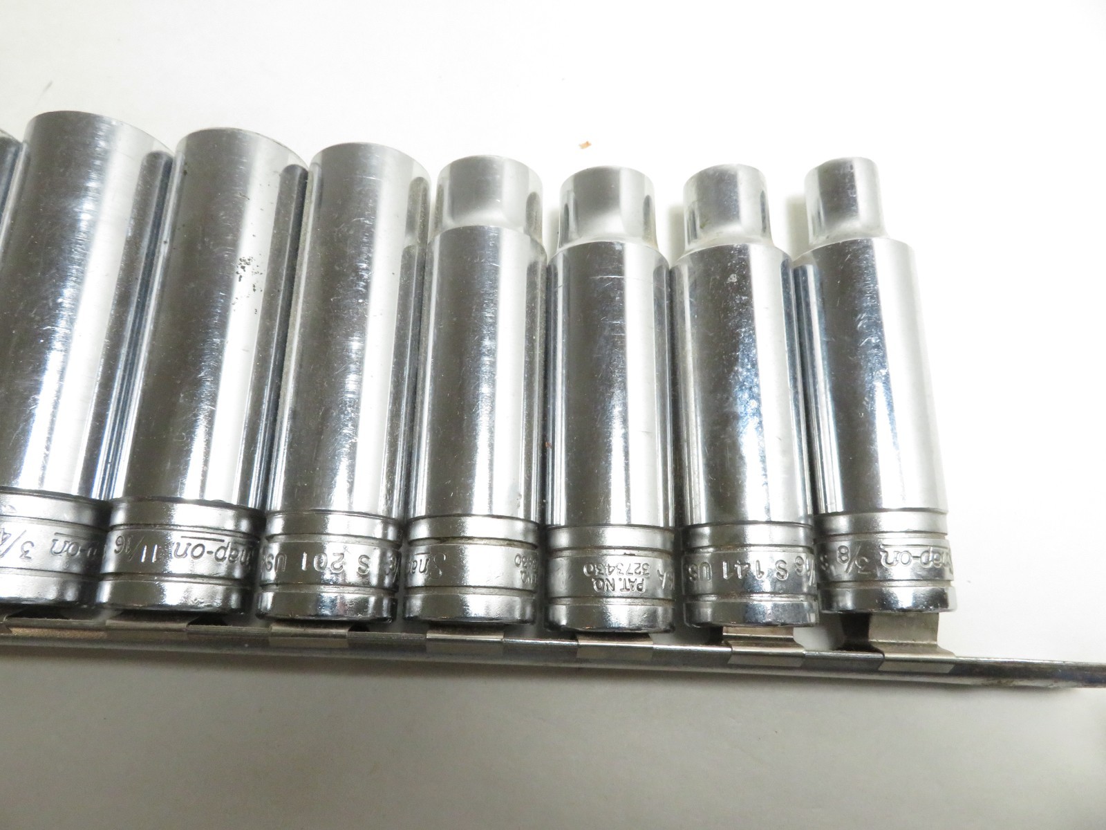 Snap-on 1/2″ Drive Deep Socket Set 13 Pc. SAE 12 Point 3/8″ to 1-1/8″