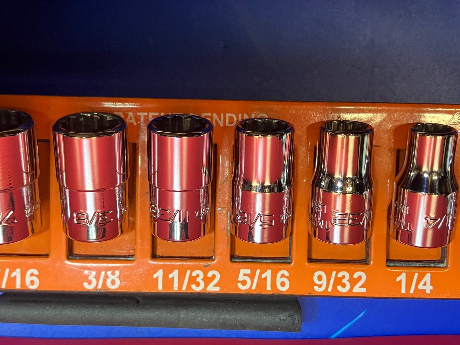 Snap On 1/4″ Drive 12-POINT SAE Shallow Socket Set W/Collectable All Metal Tray
