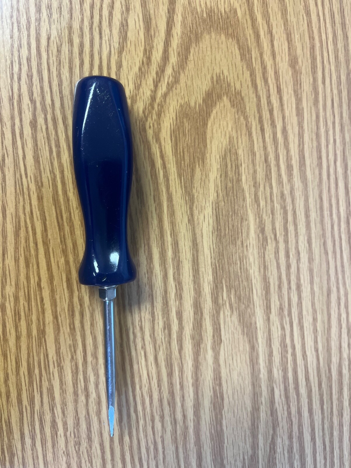SNAP ON – SDD2 – 6.5″ LONG FLAT BLADE SCREWDRIVER WITH BLUE HANDLE – SDD2#2C****