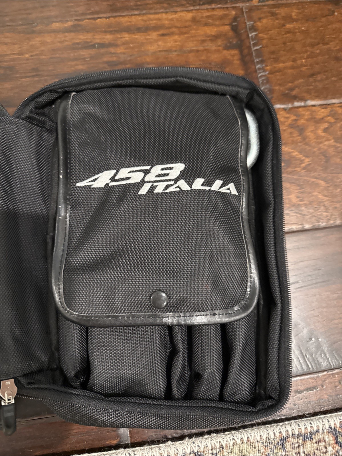 FERRARI 458 SPYDER OWNERS TOOL KIT