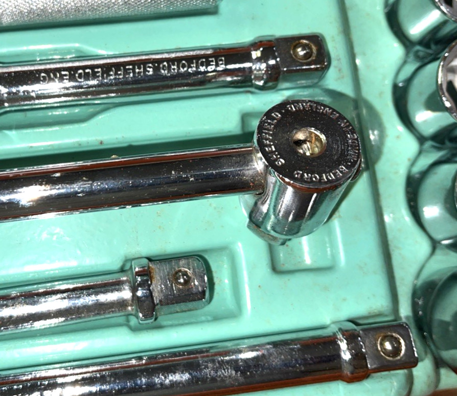 BEDFORD SHEFFIELD TOOLS NEW 1/2 DRIVE 37 PIECE GENERAL SERVICE SET IN RED BOX