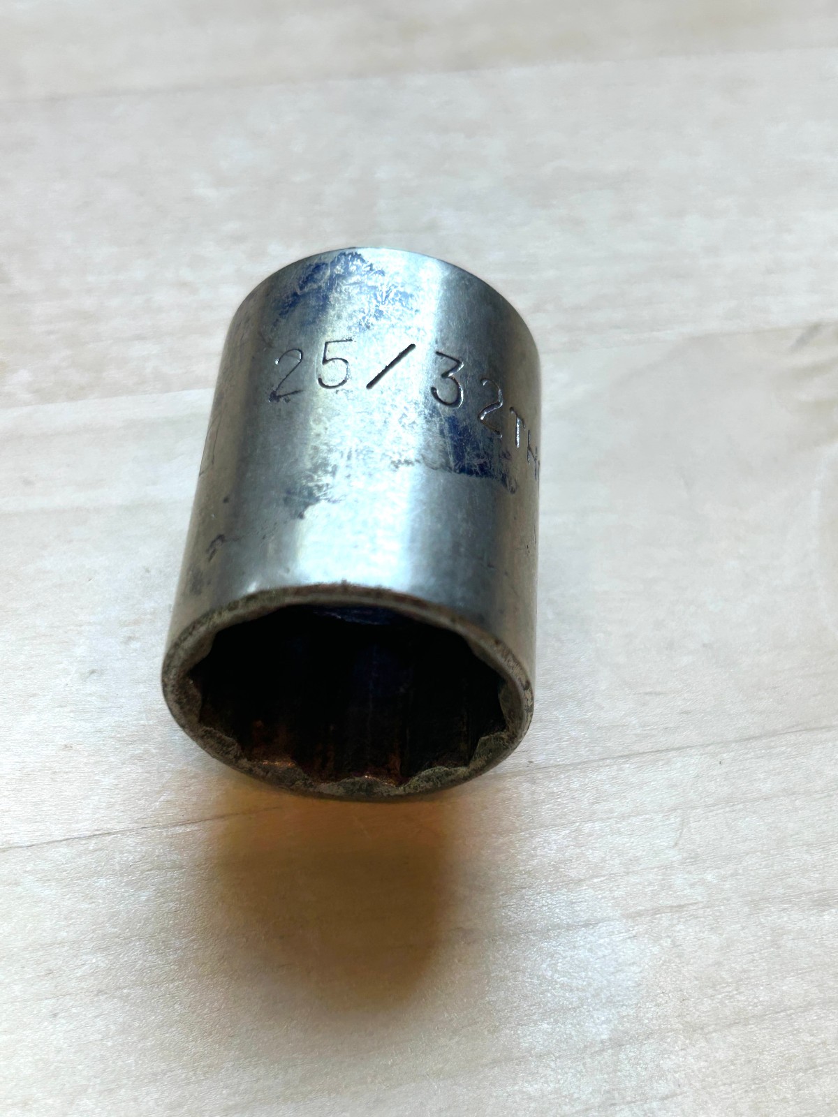 Vintage Thorsen 25/32″ – 12 Point Socket 1/2″ Drive – 525 *name inscribed*