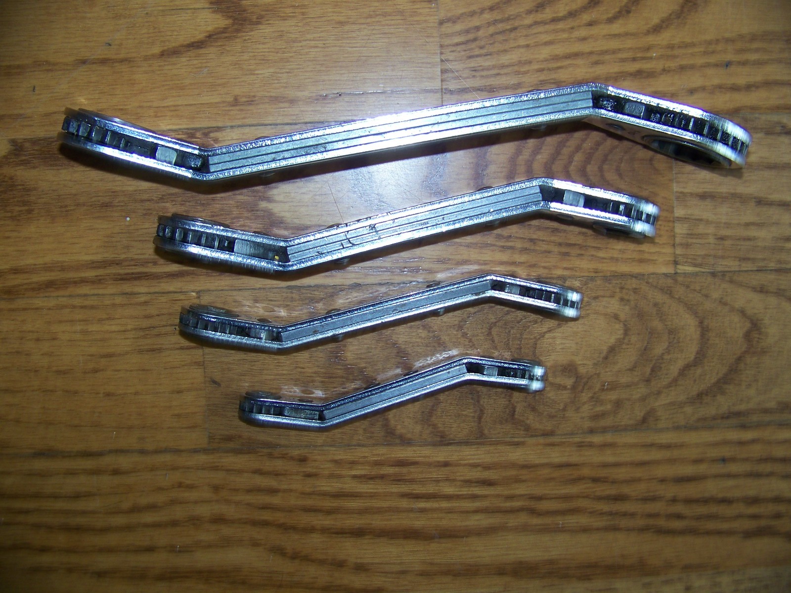 (4) Mac Tools Offset Reversible Ratcheting Box End Wrenches – FREE SHIPPING
