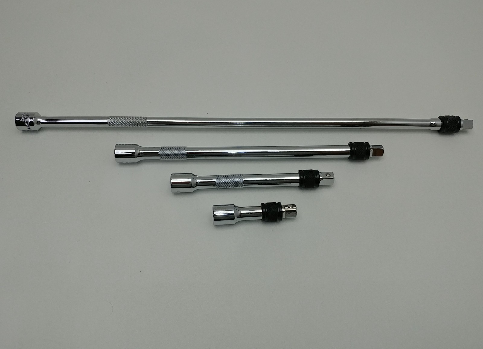 4 Piece 3/8″ Drive Ratchet Extension Set 3″ 6″ 10″ & 18″ Quick Release Lock End