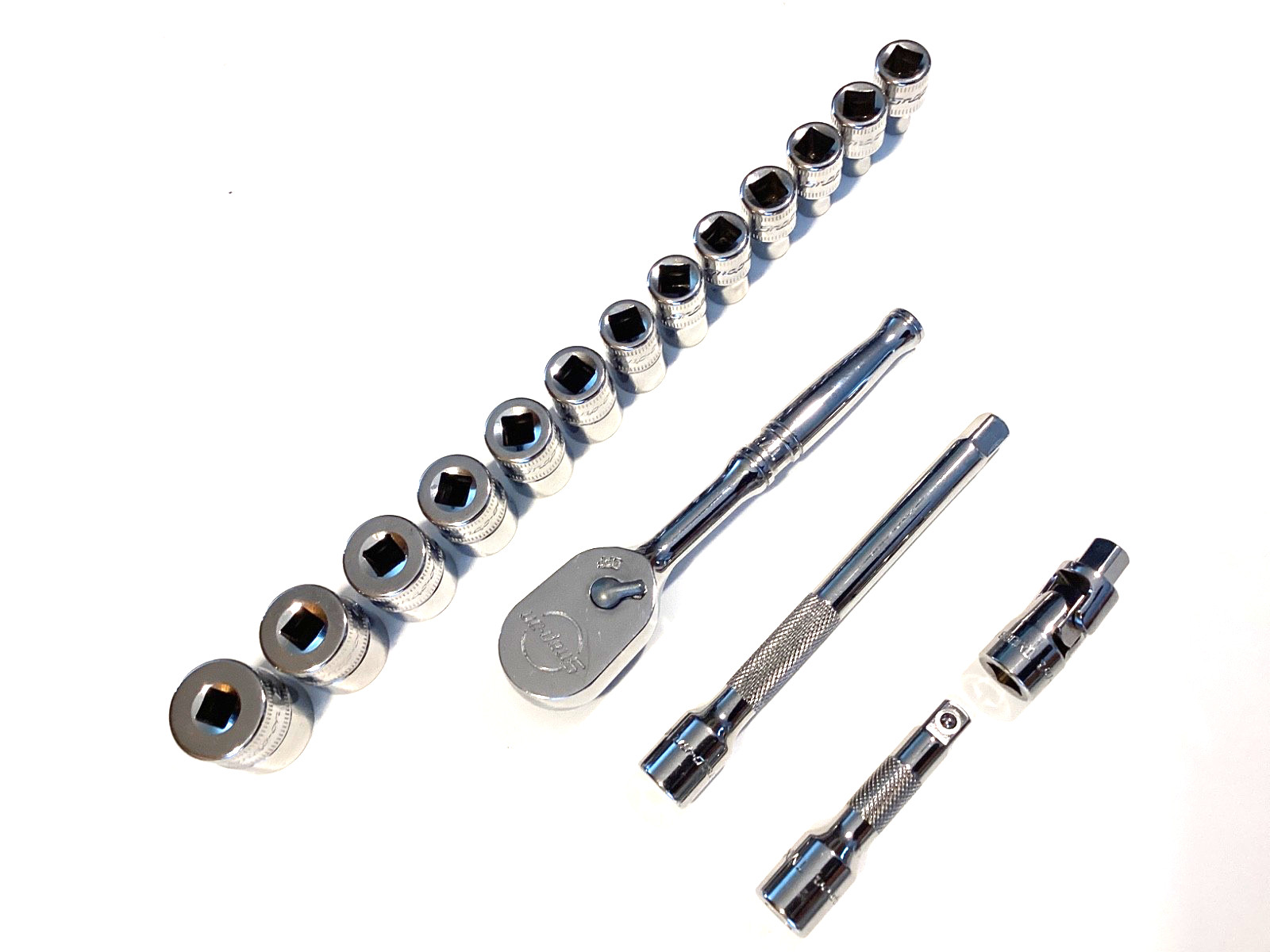 Snap On USA 117TMM 17 Piece 1/4″ Drive 6 Point Metric Starter Set With Tray MINT