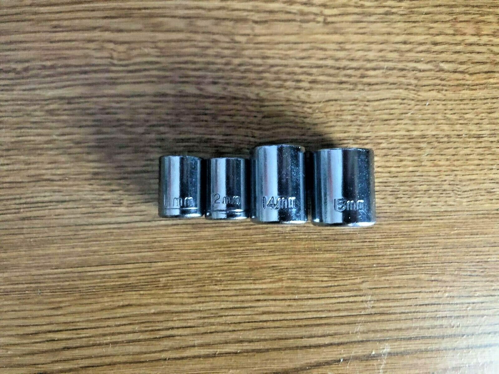 ✔3/8″,1/4″Dr. Sockets(5~22/32″ & 4~15mm, 19mm), 6&8 Point, Adapter, Ext.&Spinner