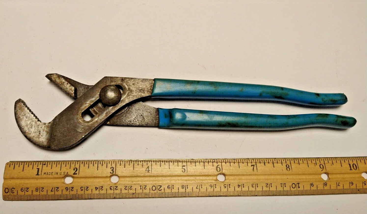 Channel Lock Tools 420 9″ Tongue Groove Pliers Blue Handle USA G1395