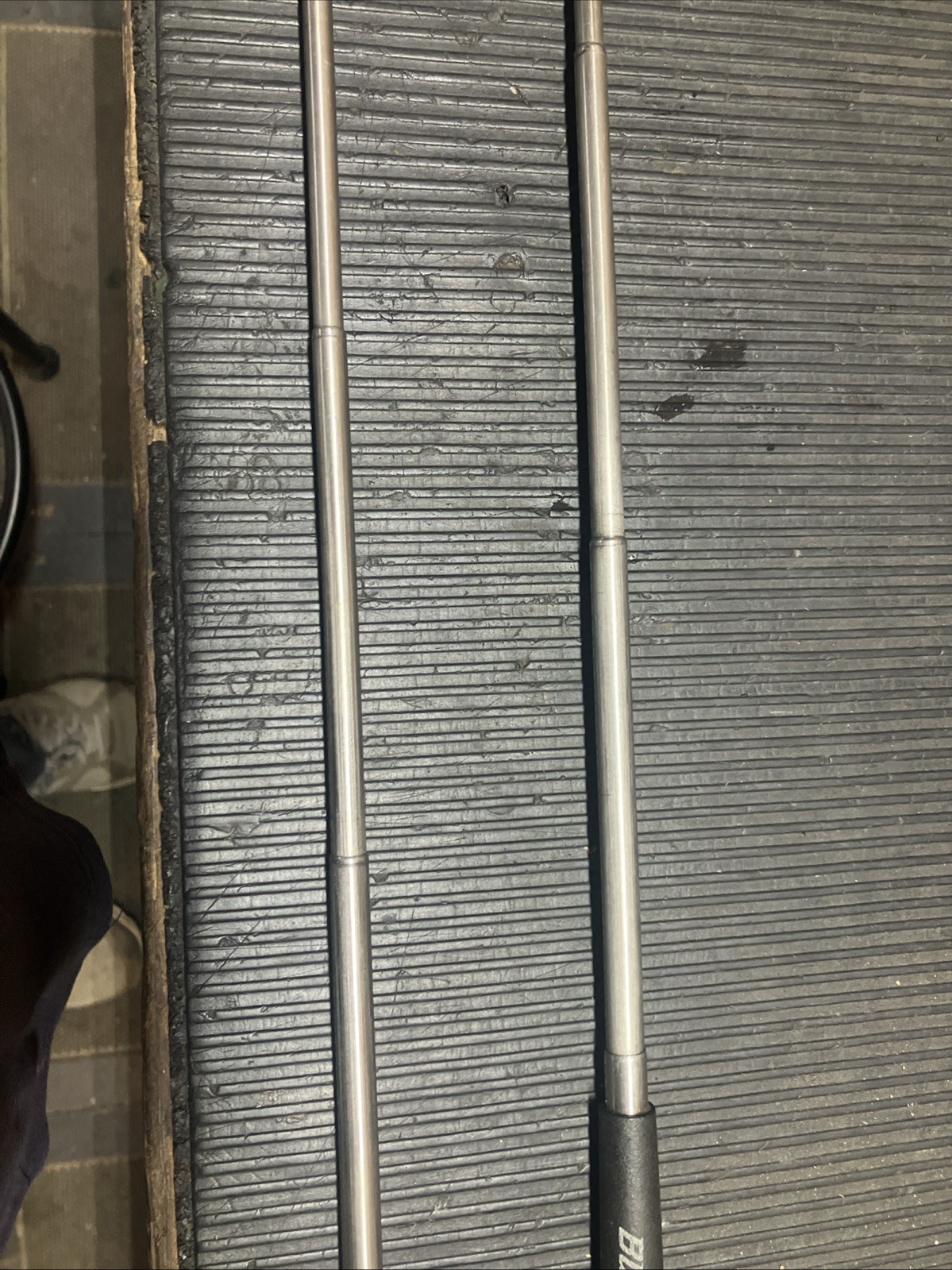 Used Blue Point UIM225 And UIM325 Round Extension Mirrors