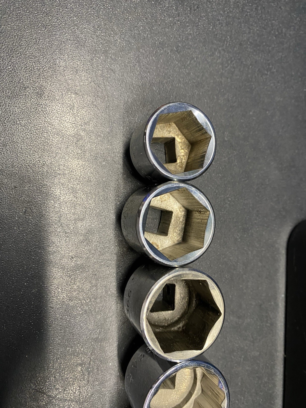 Mac Tools V326- V422 SAE 1”— 1-5/16″ Shallow Socket 1/2″ Drive 6 & 12pt USA
