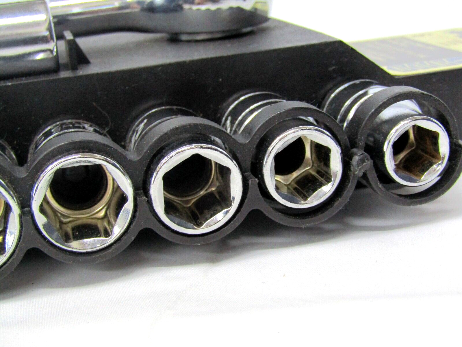 Blue Hawk 1/2 Drive 6 Point SAE 12-pc Socket Set Chrome Plated 0420122