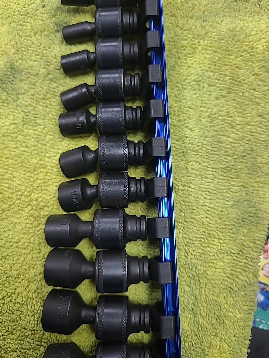 Expert CR-MO 6 Point Swivel Head Socket Set Metric Socket Set 5mm-15mm 12 Piece