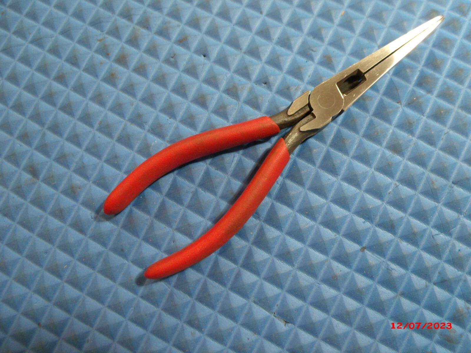 «CRESCENT» U.S.A. #650-1 FLAT NOSED PLIERS WITH WIRE CUTTERS AND RED VINYL GRIPS