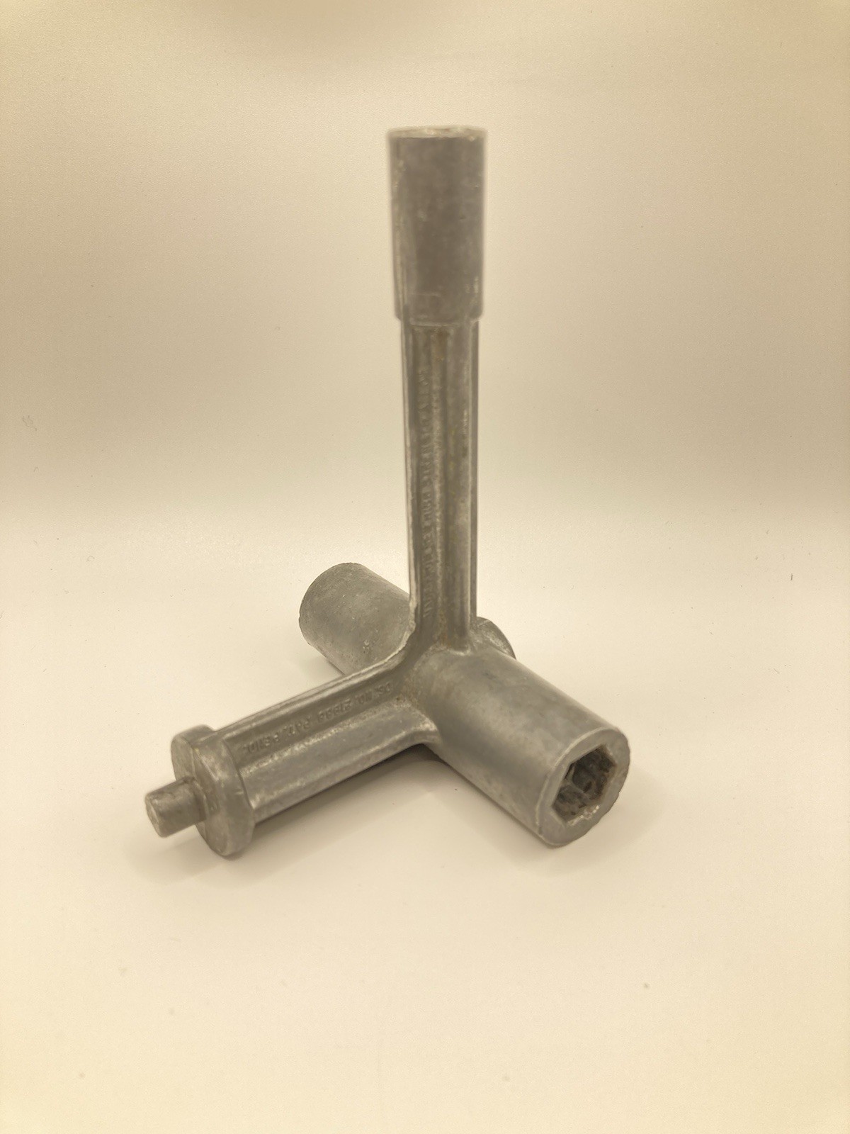 RARE SKATEBOARDING FIX STIX TOOL (ALLOY METAL) REPAIR TOOL for Trucks & Wheels