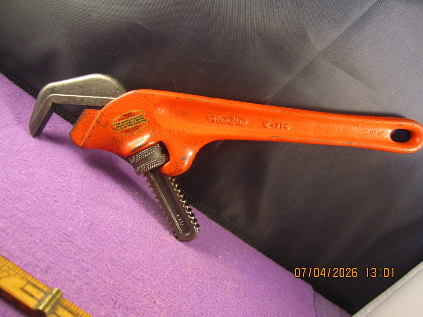 Ridgid Model E-110 Offset Hex Smooth Jaw Pipe Wrench, 10 3/4 Long 2 1/2 Jaw USA