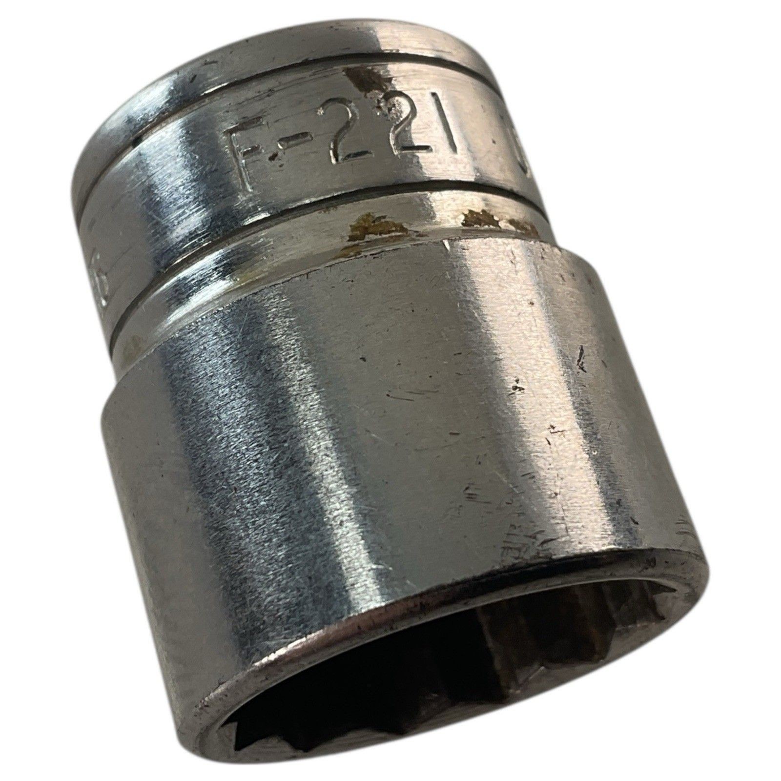 Snap-On Chrome Socket F-221 11/16″ SAE 12pt 3/8″ Drive Shallow USA Mechanic Tool
