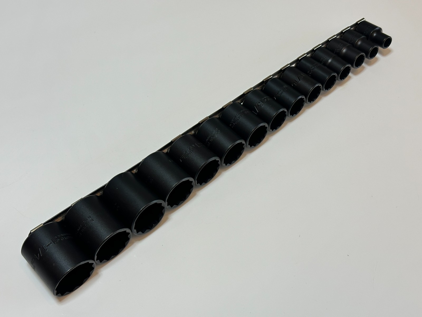 NOS Proto Tools USA J54302 15pc SAE 3/8″ to 1-1/4″ Black Socket Set – 1/2″ Drive