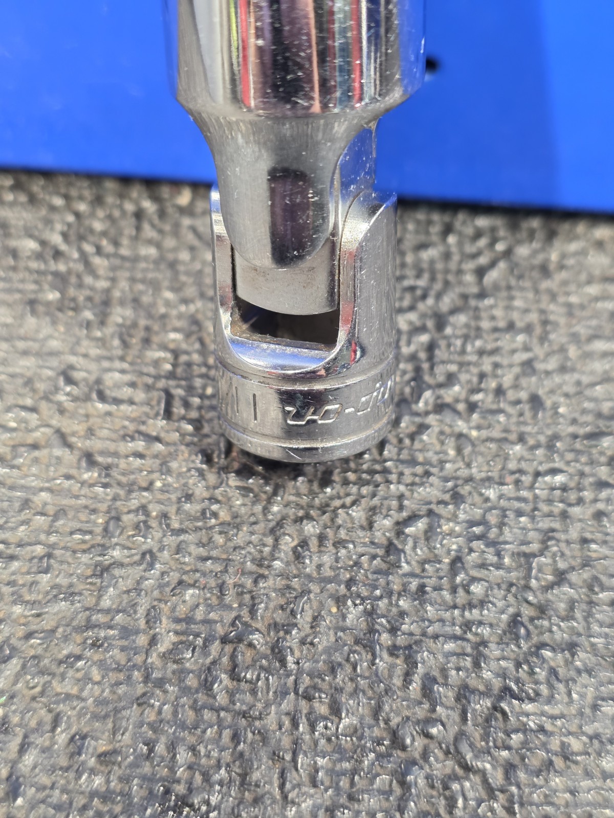 Snap-on Tools FSU22 11/16″ SAE 6-Point Deep Chrome Universal Swivel Socket USA