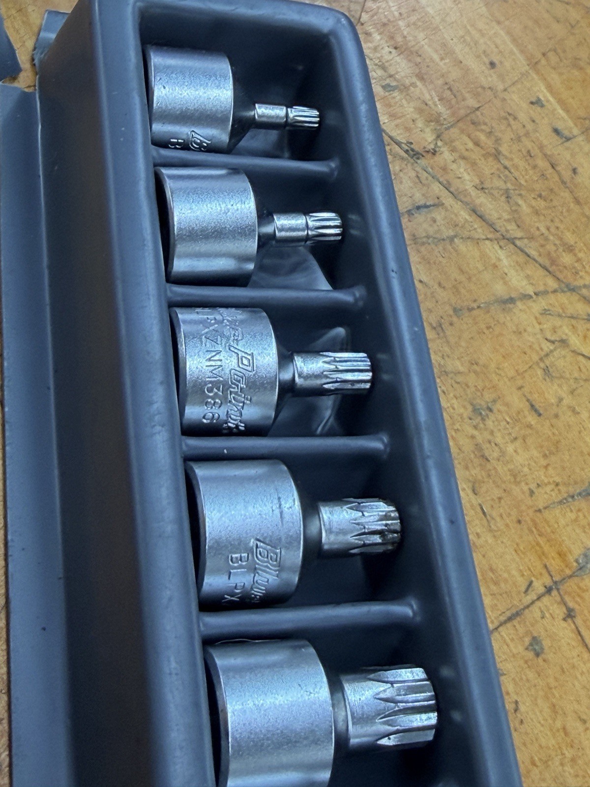 Blue-Point BLPXZNM389 9pc 3/8″ Drive Triple Square Bit Stubby Socket Driver Set