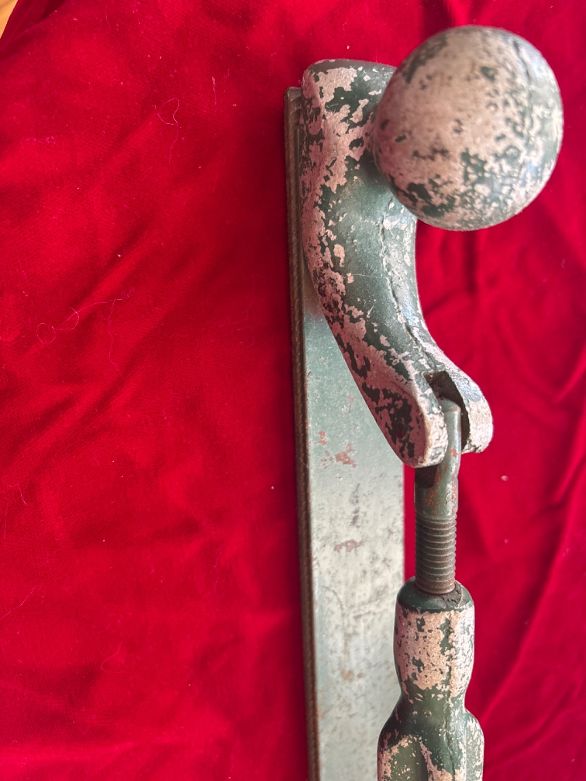 Hercules adjustable auto body or woodwork