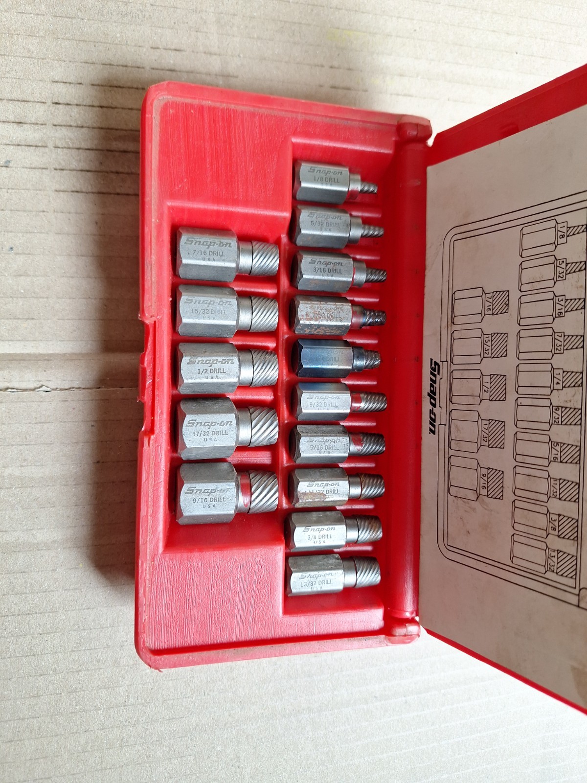 REX15B Snap-On Screw Extractor Set 15-Piece Hexagonal Head Multi Spline