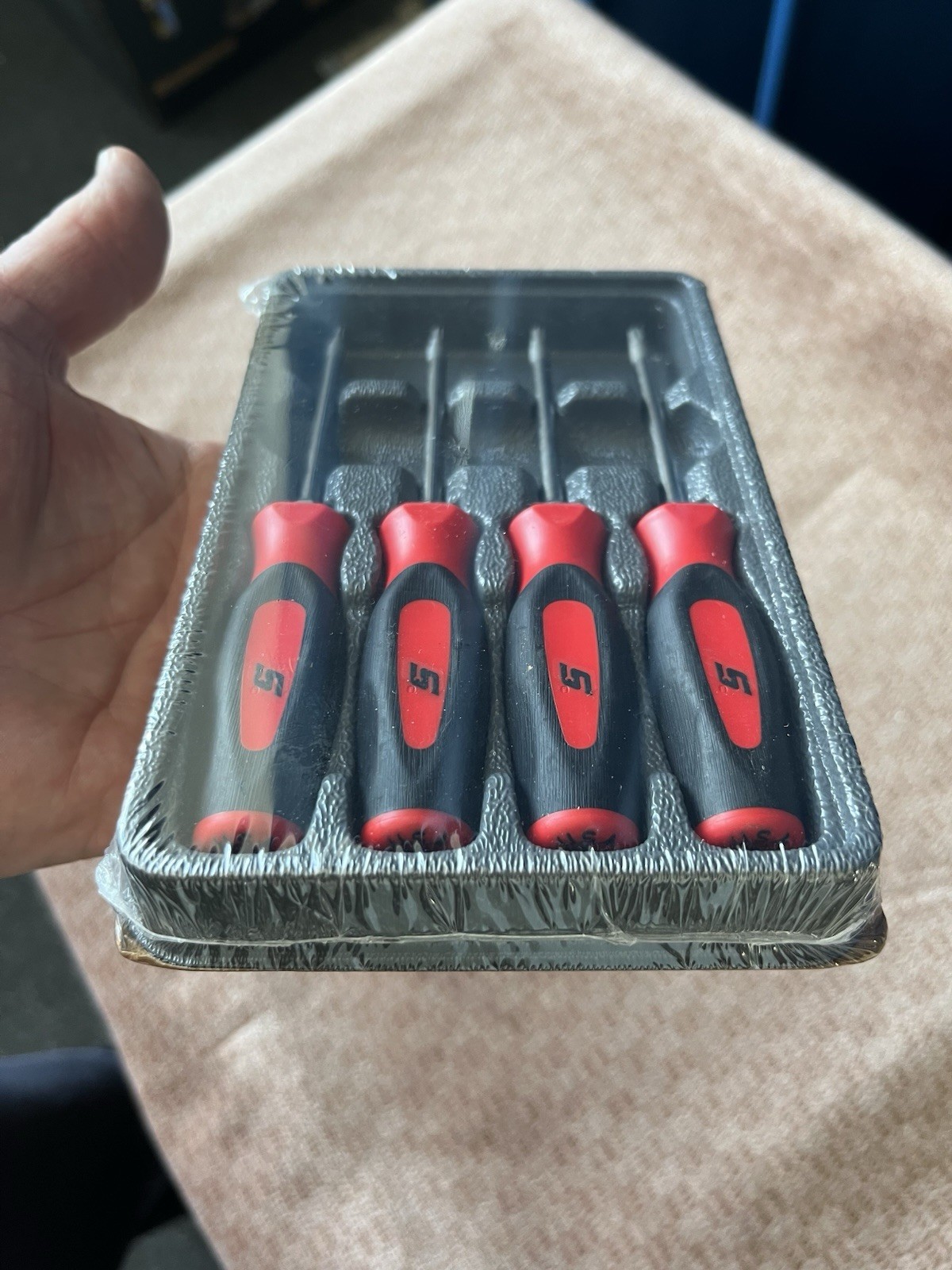 New snap On Torx Screwdriver Set Mini Tip In Classic Red With Tool Tidy Tray
