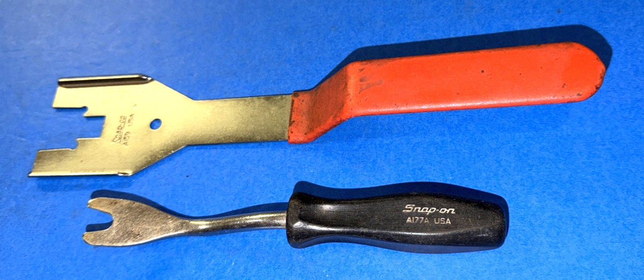 SNAP-ON TOOLS 2 PIECE DOOR HANDLE TOOL & TRIM PAD REMOVER