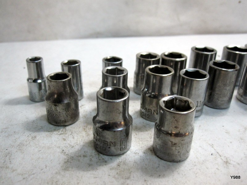 CRAFTSMAN set of 20 sockets mix lot see description