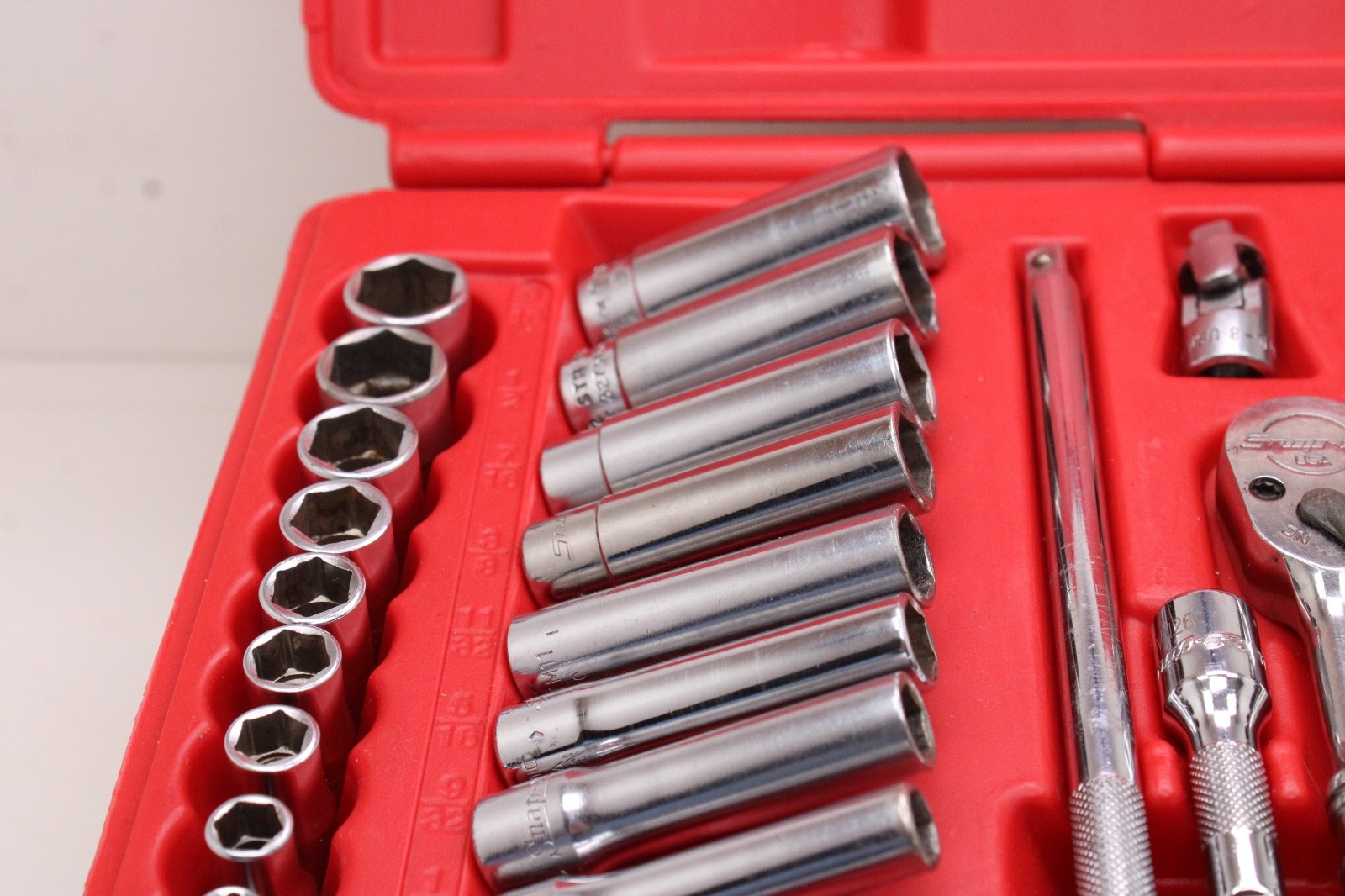 Snap-on 144TMPB 44 Piece 1/4″ Drive 6-Point Metric/ SAE General Service Set USA