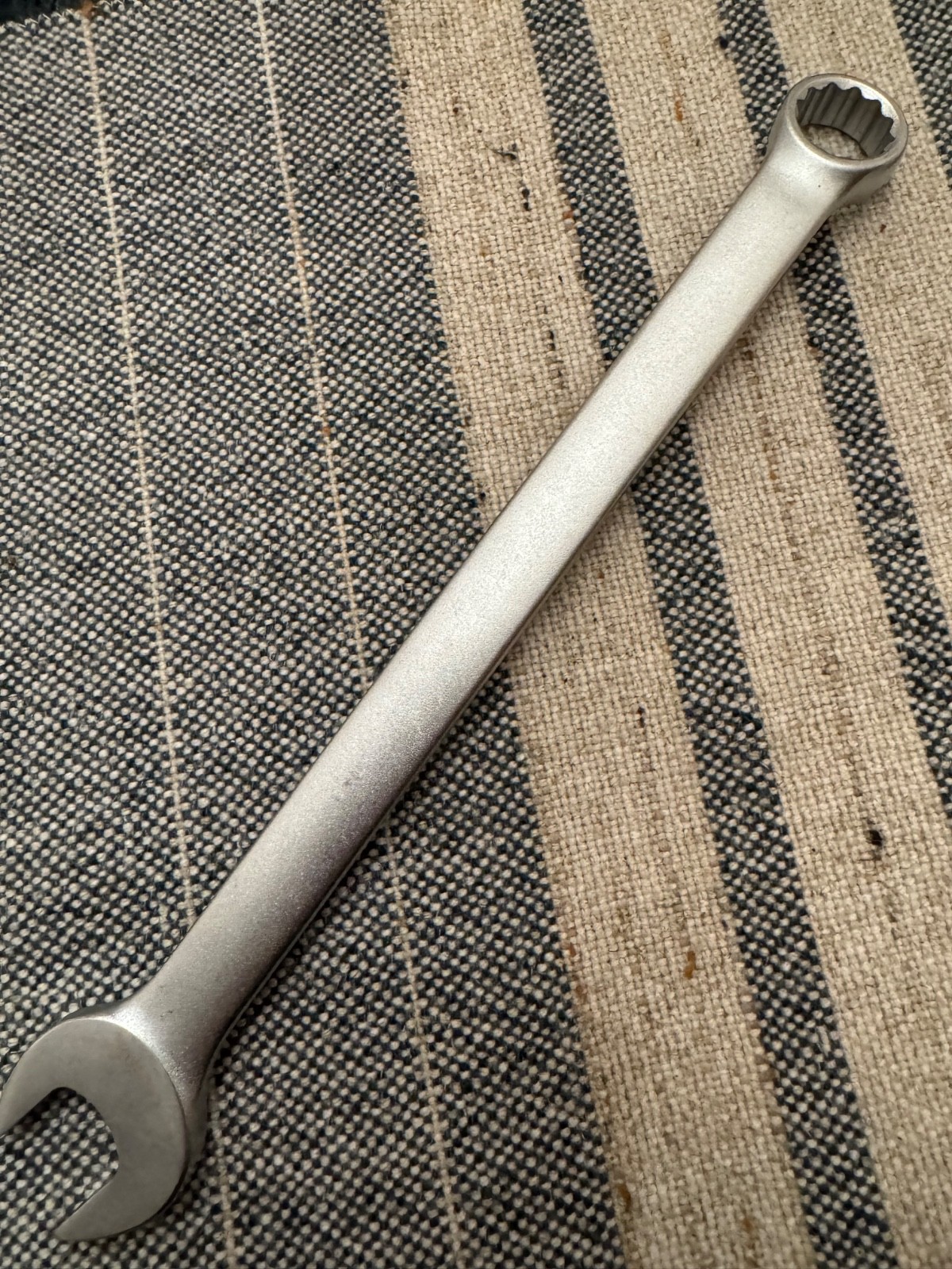 Blue Point BLPCW1116 11/16″ SAE Combination Wrench 12pt Chrome