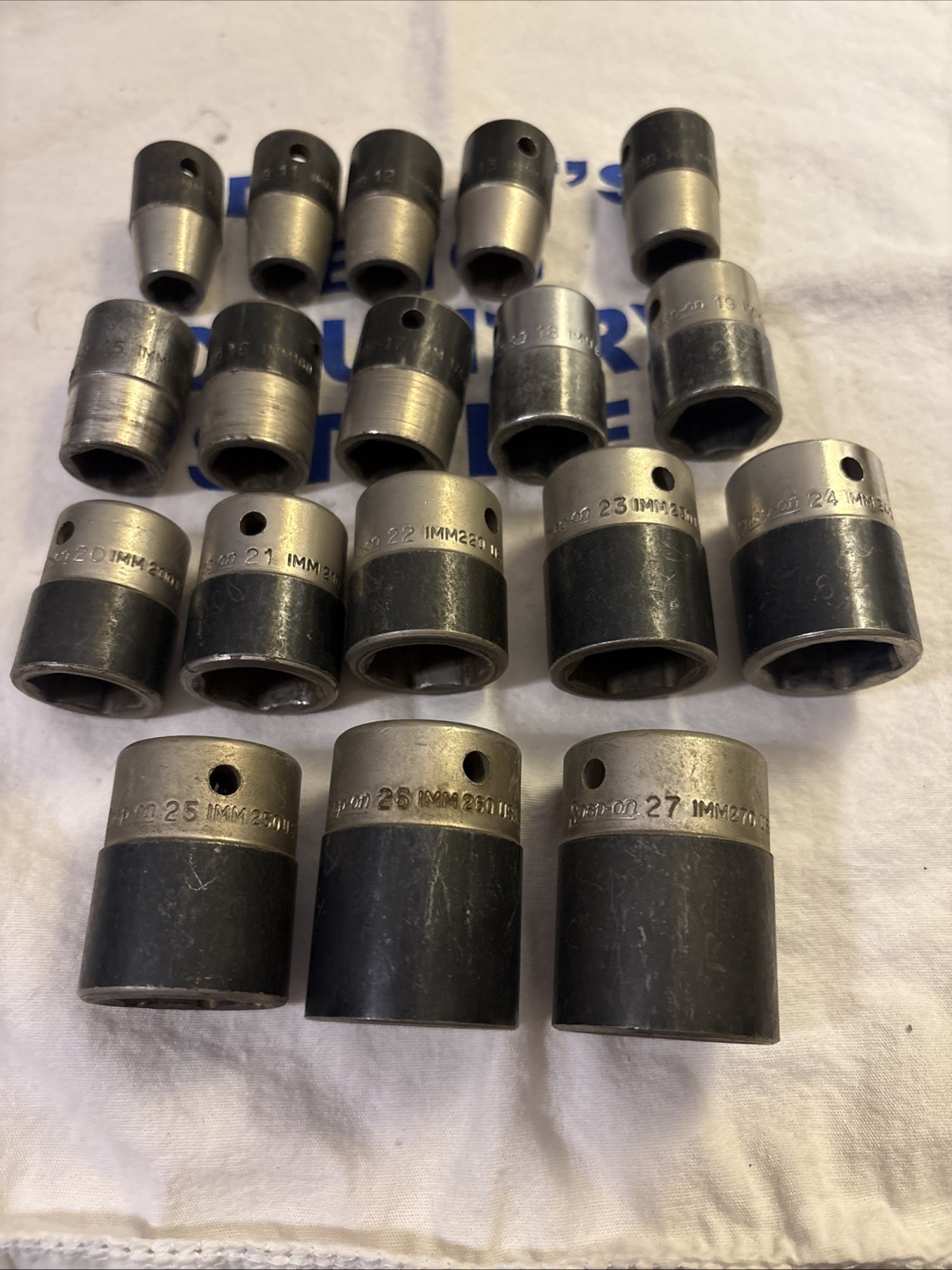 Snap-on Tools USA 1/2″ Drive 18pc 6pt Metric 10mm-27mm Shallow Impact Socket Set