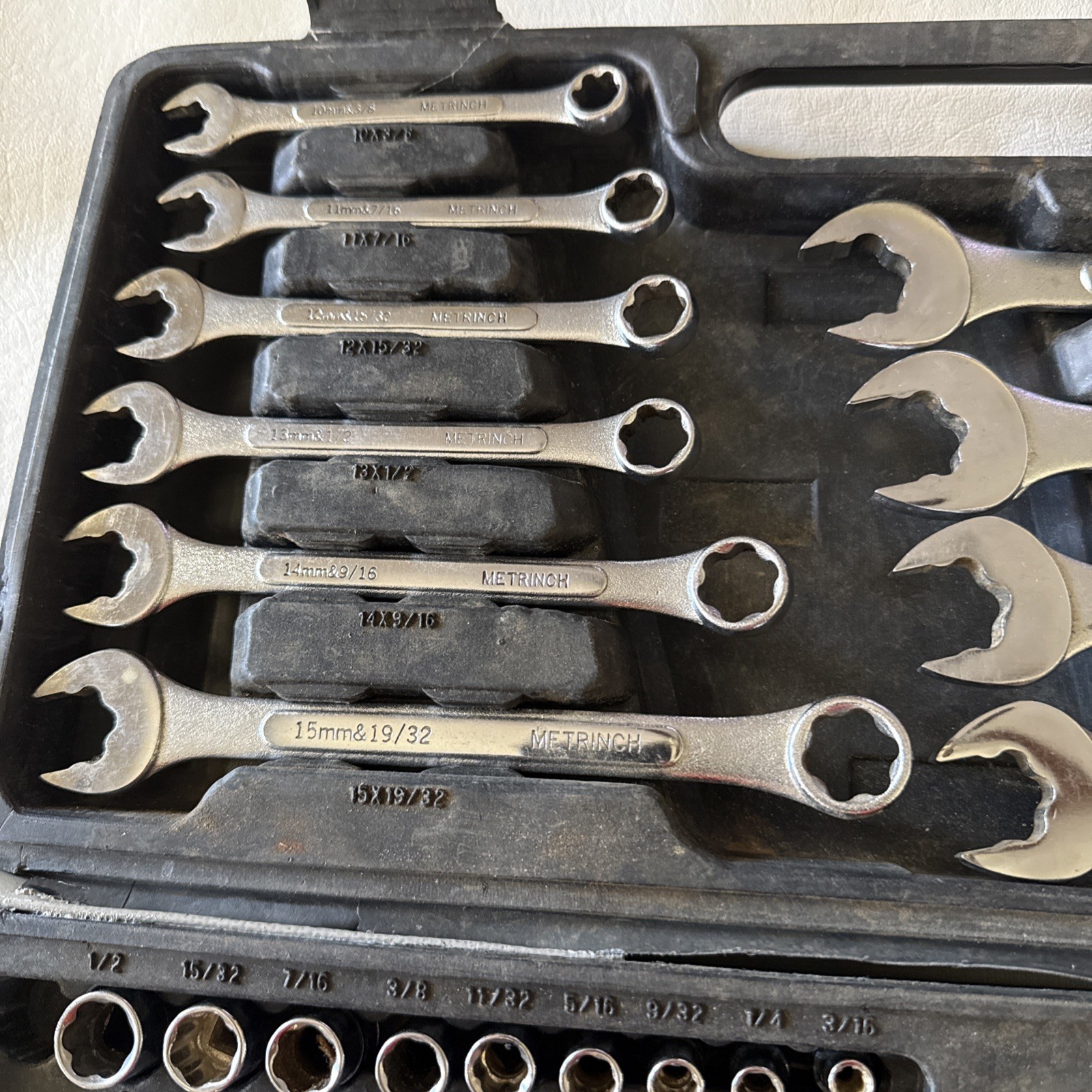 Metrinch 48 pieces Socket & Wrench Set 1/4″ & 3/8″ Drive – Missing 2 Pieces