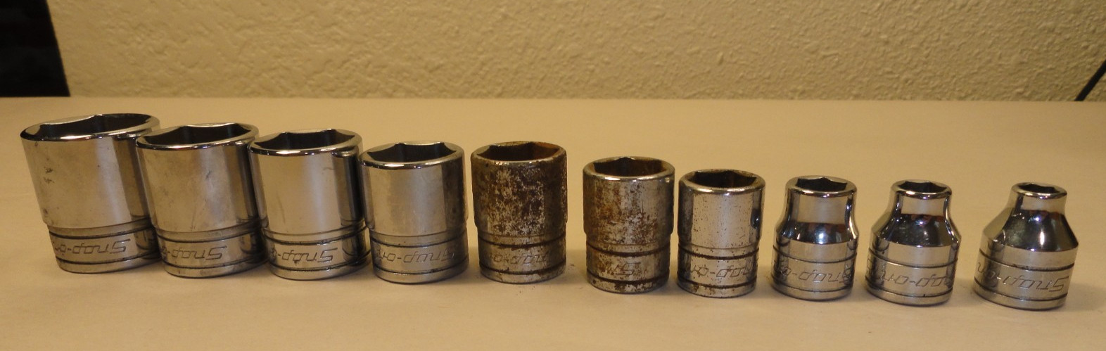 Snap-On FS 10-Pc. 1/4″ – 7/8″ SAE 3/8″ Drive 6pt Point Shallow Socket Set