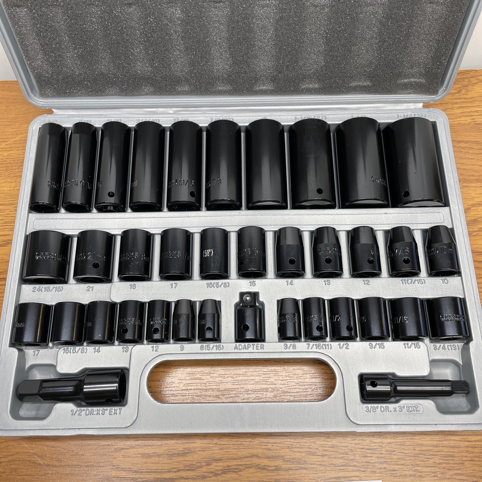 Cal-Hawk 38Pc 3/8″ & 1/2″ Dr SAE & Metric Deep & Shallow Impact Socket, AIS38A