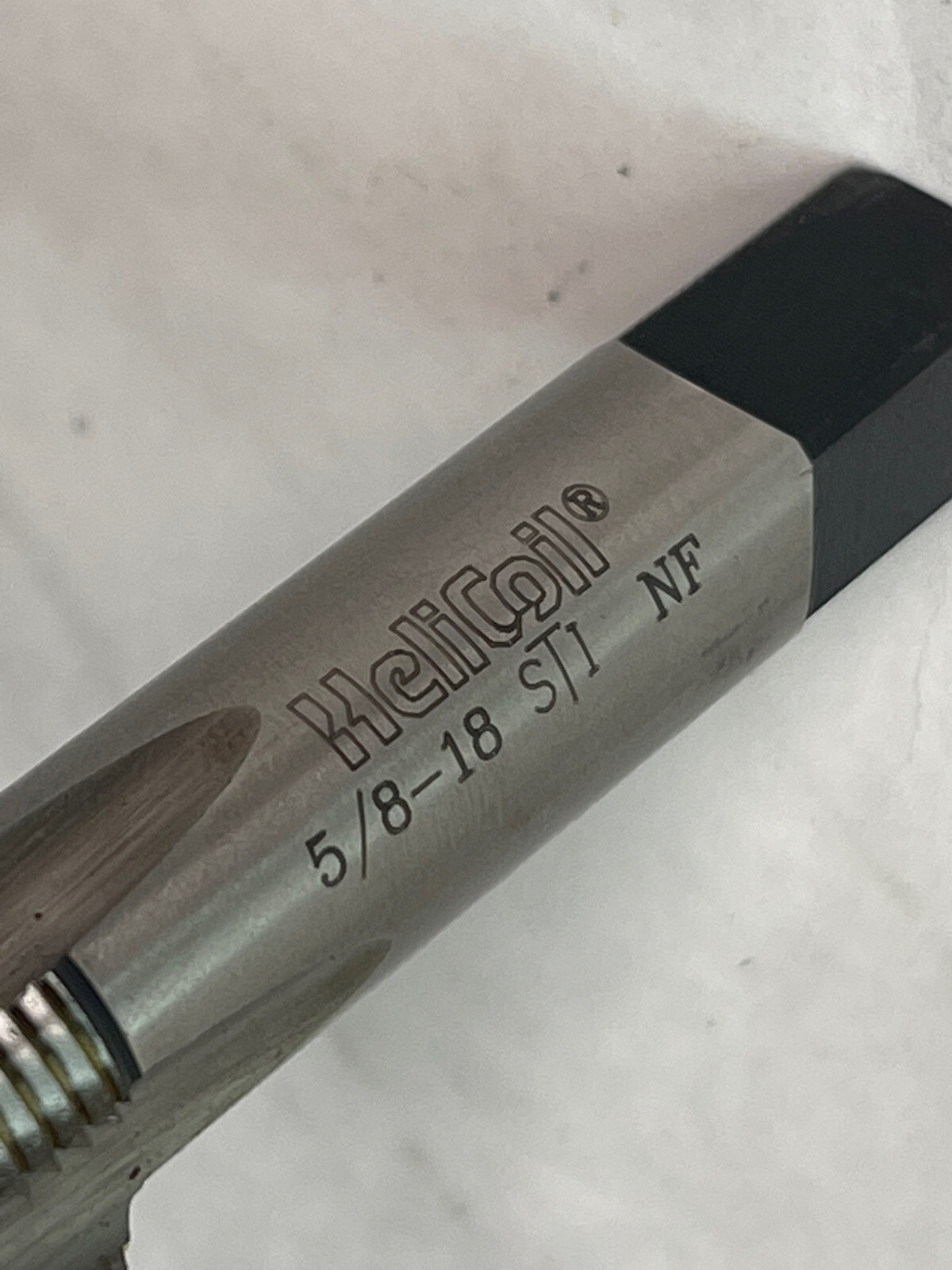 5/8-18 NF Thread 4 Flutes, Plug Chamfer Bright Finish HSS Pipe STI NF (23AG39)