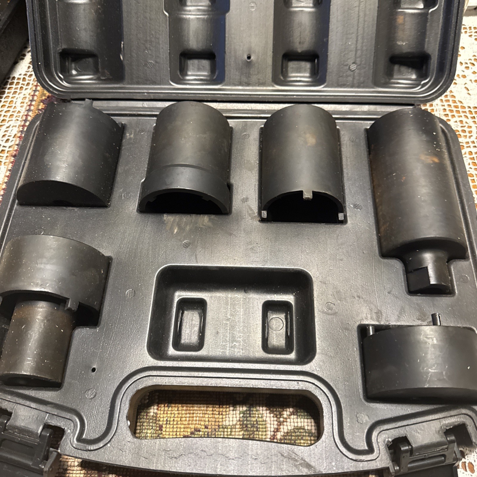 six-piece 4WD locknut socket set, part number HRC453A