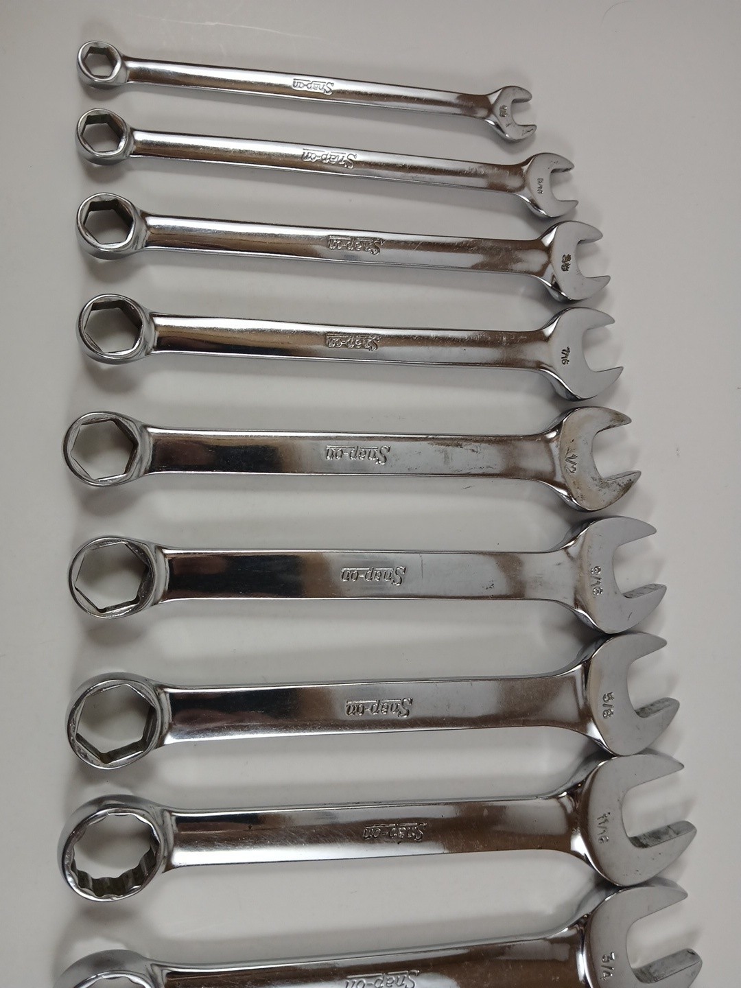 Snap On 13 PC SAE Wrench Set 1/4″ – 5/8″ OXA Offset And 11/16″ – 1″ OEX Stubby